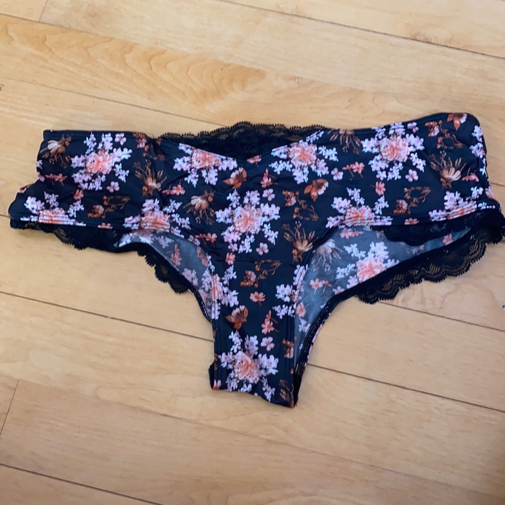 NWT Very Sexy style cheeky Victoria’s Secret panty black with floral pattern